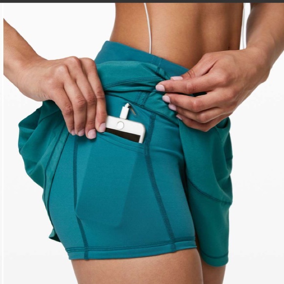 Lululemon Pace Rival Skirt (Tall) *4-way Stretch 15"
Cyprus size 4 golf tennis - Picture 4 of 13